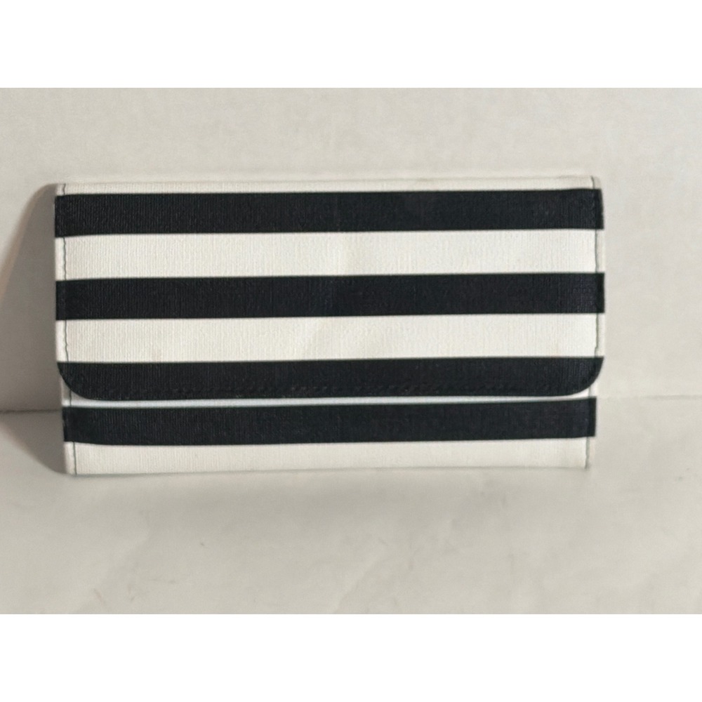 Kut from the Kloth Black White Striped Tri-Fold Continental Wallet PWRU4772